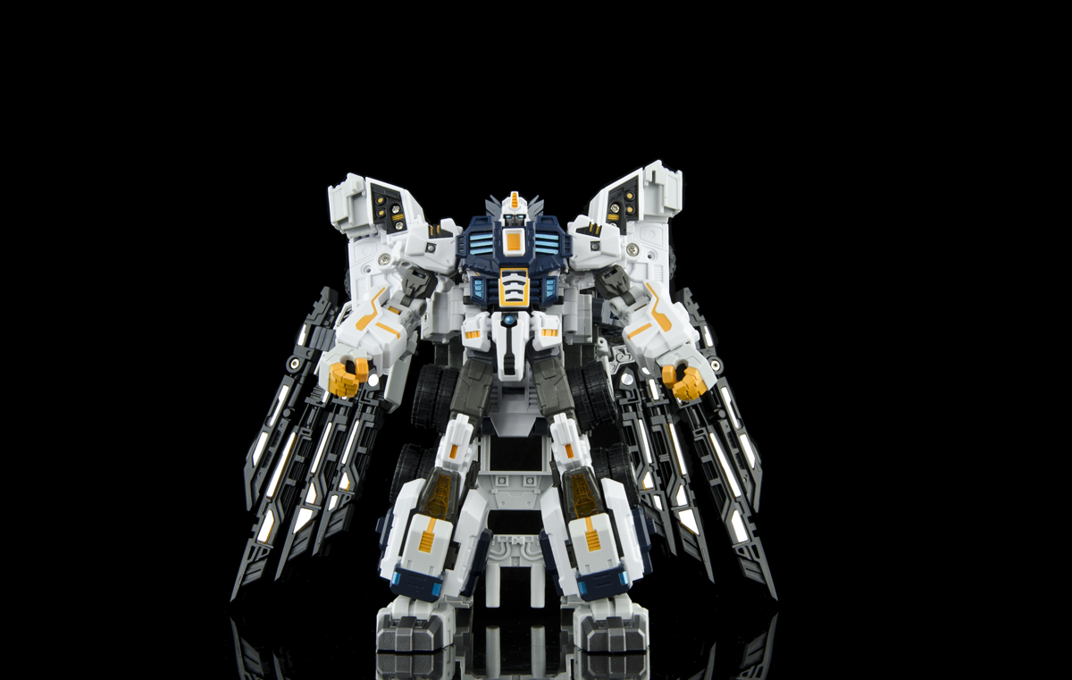 Maketoys MT-03 Hyper Novae Production Figure Out of Box Images of